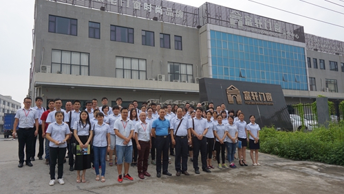 分享行業(yè)經(jīng)驗(yàn)，共創(chuàng)門(mén)窗未來(lái)