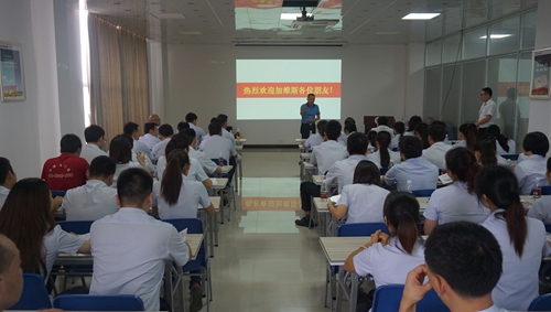 分享行業(yè)經(jīng)驗(yàn)，共創(chuàng)門(mén)窗未來(lái)