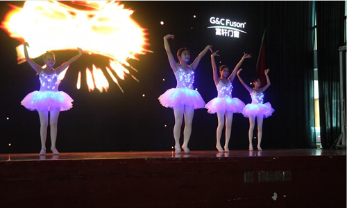 熱烈祝賀富軒門窗2017年度合作伙伴峰會圓滿成功！