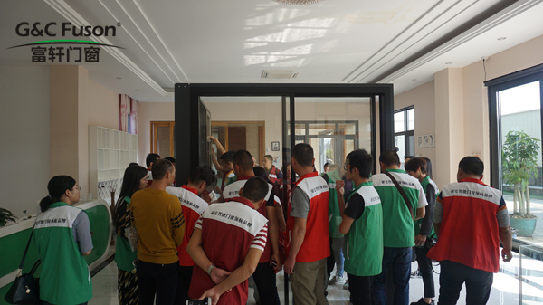 富軒門窗第六屆新門窗加盟商特訓(xùn)營(yíng)圓滿成功，學(xué)員們順利畢業(yè)！