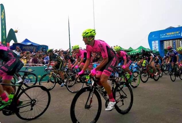 速度與激情|富軒門窗安福專賣店為鄱陽湖國際自行車大賽助威加油！