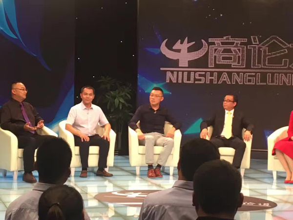 富軒門窗受邀出席CCTV《牛商論道》節(jié)目