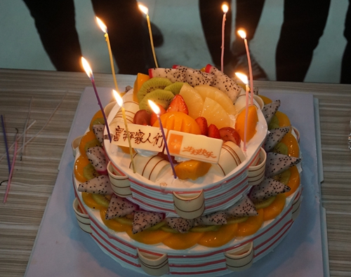 冬陽燦爛，人心溫暖——記富軒門窗冬季生日會