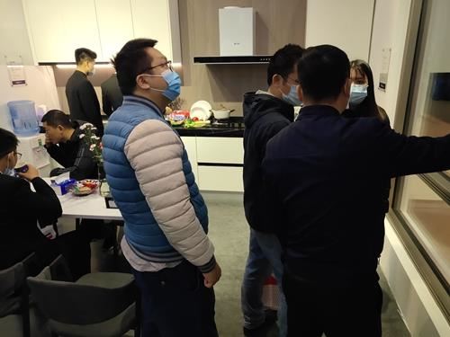 富軒門窗高定展圈粉無數(shù)，品味門窗高定之美