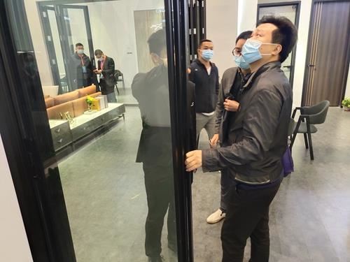 收官！富軒全屋門窗引領(lǐng)門窗高定新風(fēng)尚