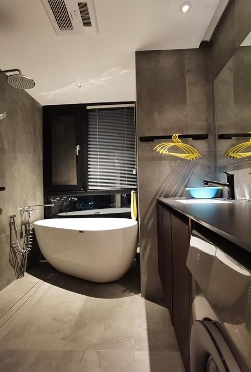 理想的家，簡(jiǎn)約舒適，擁有12米圓弧全景落地窗