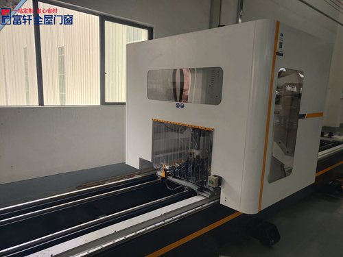 工業(yè)革命浪潮奔涌，富軒門窗揚(yáng)帆駛向“工業(yè)4.0”