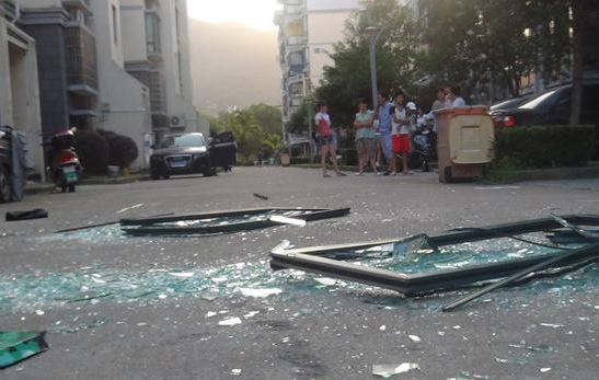 一扇窗系家安全，安全門窗如何選擇