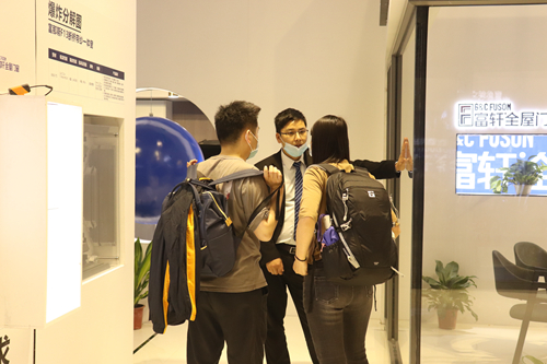 完美收官！富軒全屋門(mén)窗廣州定制家居展獨(dú)領(lǐng)風(fēng)騷