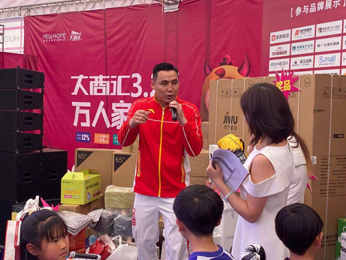 冠軍品質(zhì)中國行|富軒全屋門窗昆明大商活動圓滿成功！