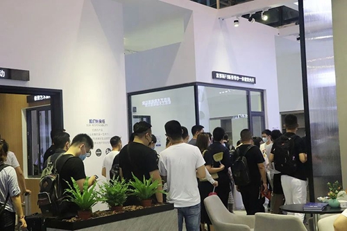 聚焦建博會|富軒全屋門窗新品耀目綻放，展現(xiàn)硬核擔(dān)當(dāng)！