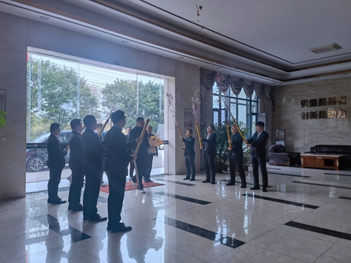 惠戰(zhàn)壓軸|奧運冠軍做客富軒總部直播廳，狂撒錦鯉大禮！