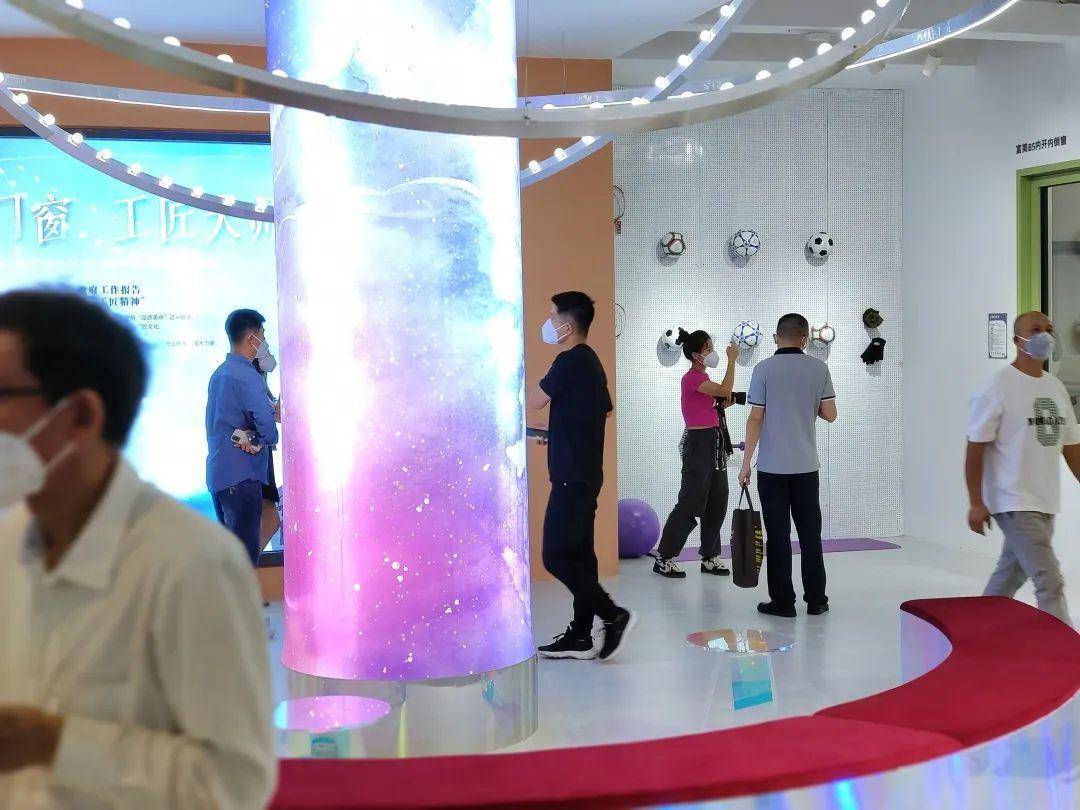 富軒全屋門(mén)窗上海建博會(huì)DAY2熱力持續(xù)吹響財(cái)富集結(jié)號(hào) 