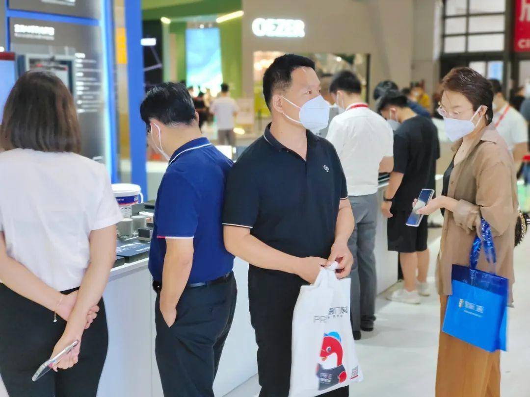 富軒全屋門窗上海建博會(huì)DAY3展廳圈粉無數(shù) 