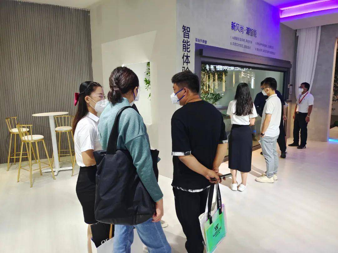 富軒全屋門窗上海建博會(huì)DAY3展廳圈粉無數(shù) 