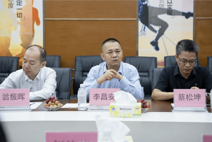 合作創(chuàng)雙贏|熱烈歡迎御鼎國際和華人設(shè)計網(wǎng)蒞臨富軒全屋門窗參觀交流